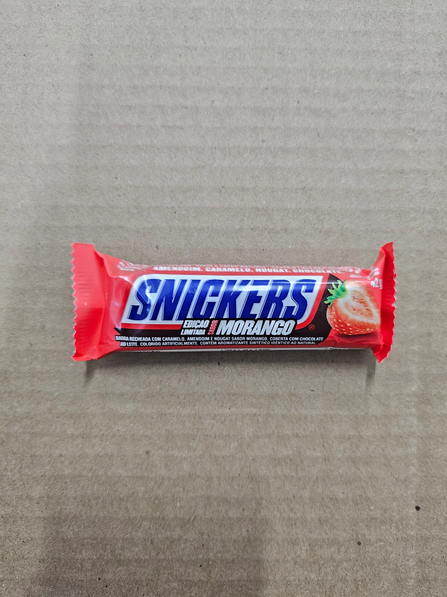 Snickers Morango [Brazil Limited Edition]