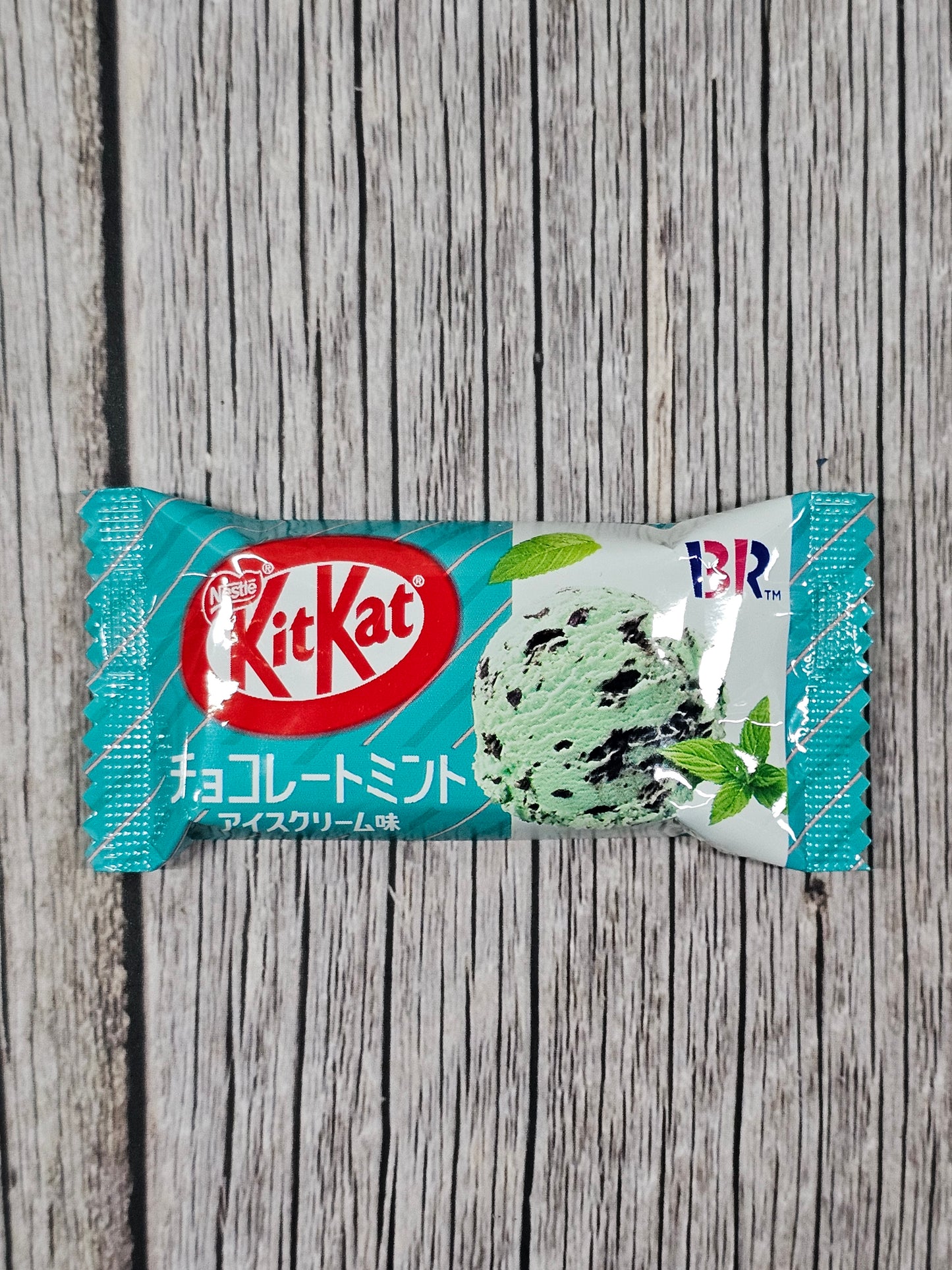 Kitkat Singles - Baskin Robbins Mint Chip Ice Cream [Japan]