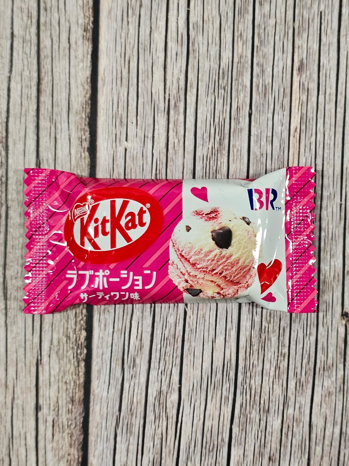 Kitkat Singles - Baskin Robbins Love Potion Ice Cream [Japan]