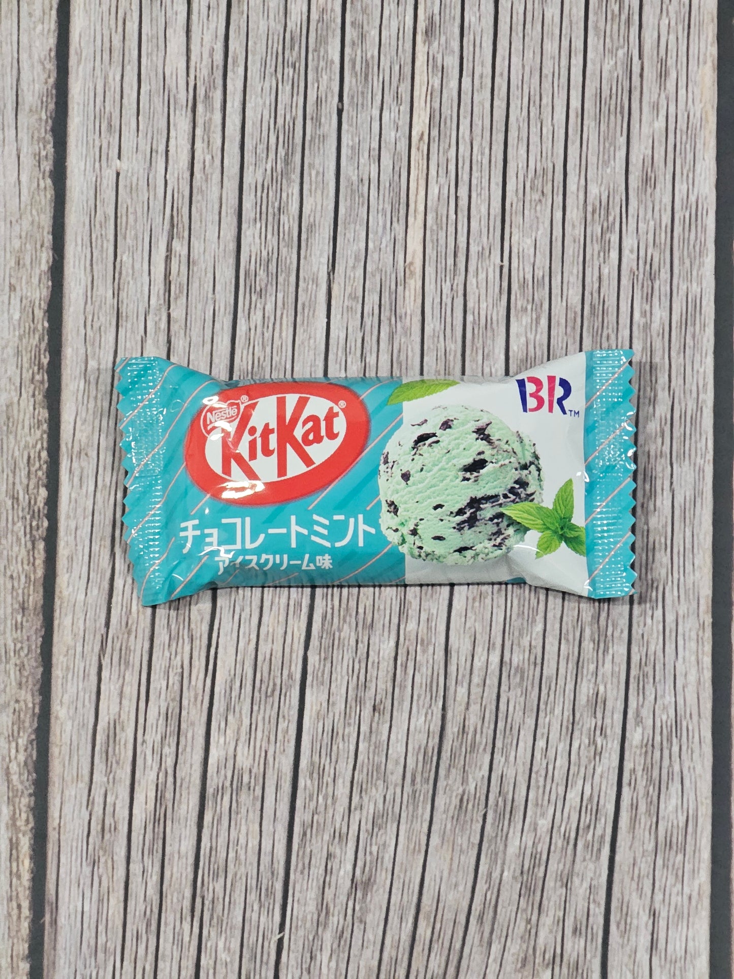 Kitkat Singles - Baskin Robbins Mint Chip Ice Cream [Japan]
