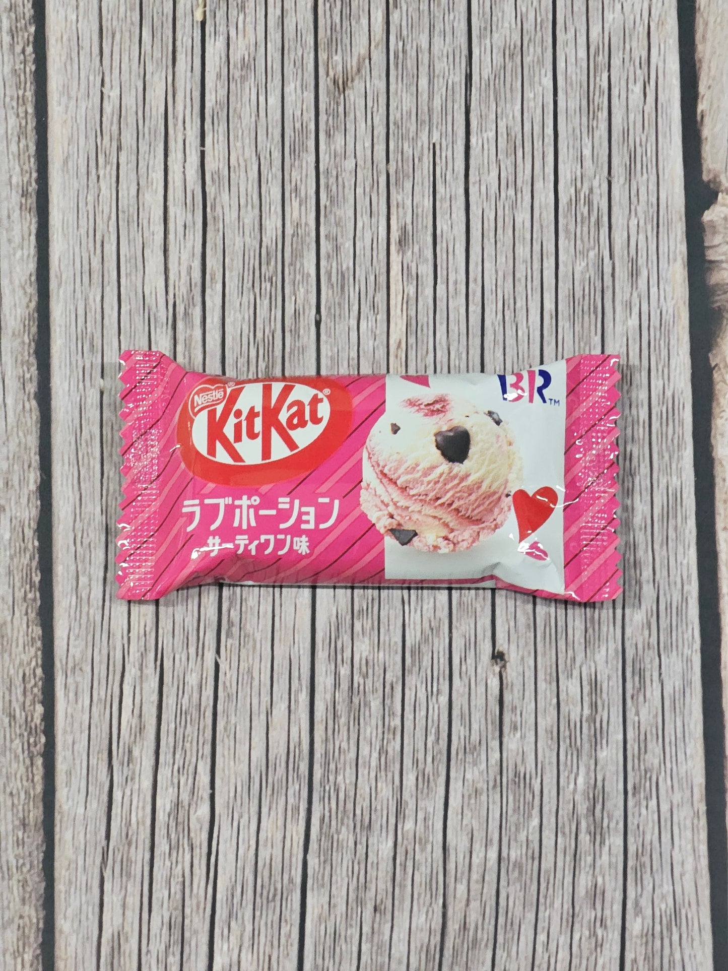 Kitkat Singles - Baskin Robbins Love Potion Ice Cream [Japan]