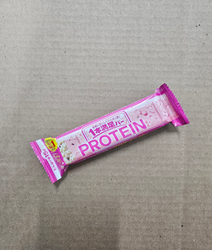 Asahi Brand Cereal Protein Bar - Strawberry Flavor [Japan]