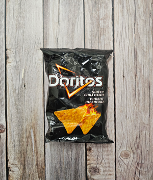 Doritos Sweet Chili Heat Chips [Thailand]