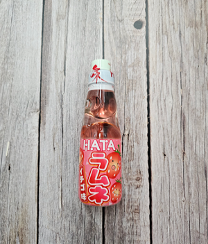 Ramune Soda Japanese Drink - Hata Strawberry [Japan]