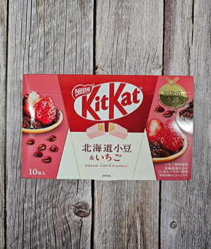 Kitkat Japan - Hokkaido Azuki & Strawberry [Japan Exclusive]