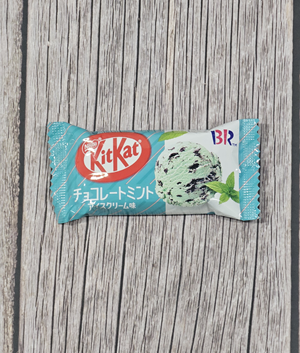 Kitkat Singles - Baskin Robbins Mint Chip Ice Cream [Japan]