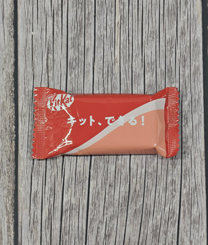 Kitkat Singles - Double Sweet Strawberry & Original Combo [Japan]