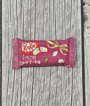 Kitkat Singles - Strawberry Shortcake [Japan]